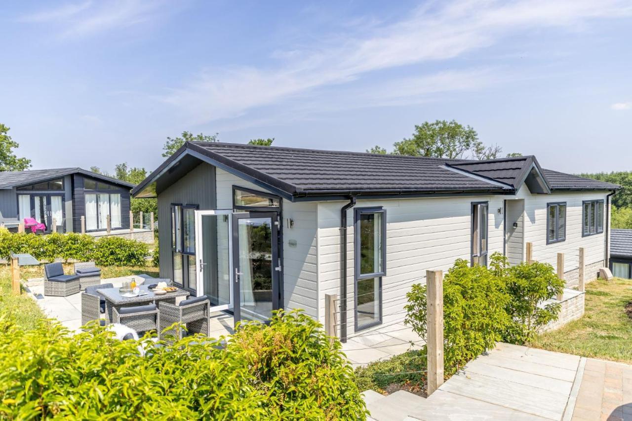 Rose Lodge, 21 Roadford Lake Lodges Lifton Экстерьер фото